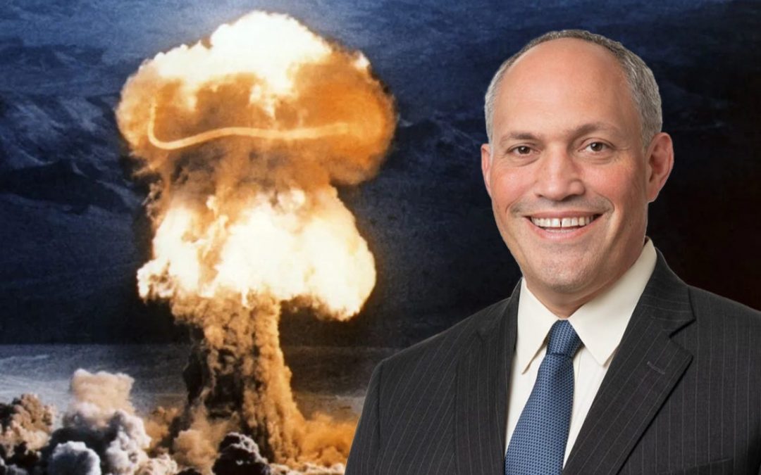 Neocon Warmonger Advocates Nukes to Nazis in Ukraine