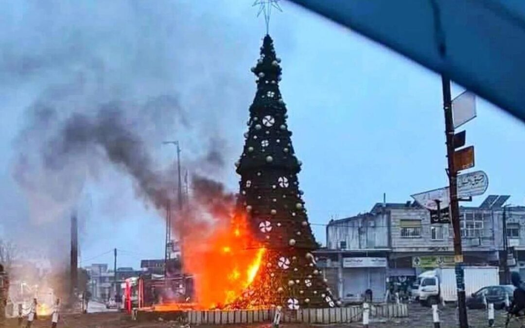 Syrian Christians Protest Presence Of Foreign Jihadists After Christmas Display Burned